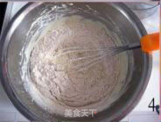 把浪漫加入蛋糕里——【玫瑰花乳酪蛋糕】的做法步骤：3