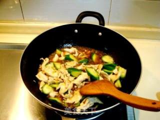蚝油溜鸡片的做法步骤：3