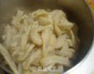 芽白炒牛肚的做法步骤：2