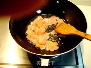 桃仁鸡丁的做法步骤：3