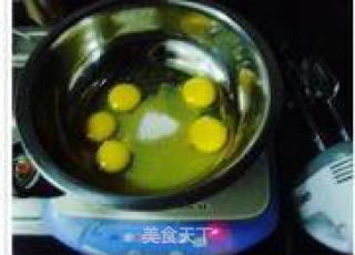 全蛋海绵蛋糕的做法步骤：3