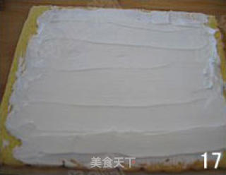 椰香海绵蛋糕卷的做法步骤：5