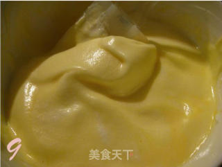 围边黄桃慕斯蛋糕的做法步骤：4
