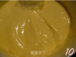 围边黄桃慕斯蛋糕的做法步骤：4