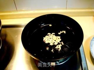 清炒培根蔬菜意面的做法步骤：2