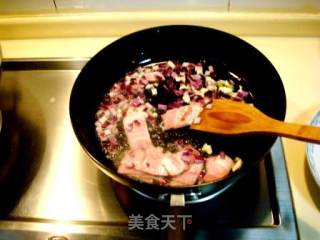 清炒培根蔬菜意面的做法步骤：2