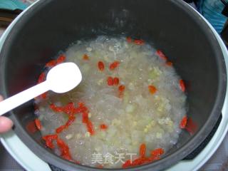 银耳水晶绿豆爽的做法步骤：2
