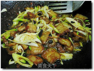 豉香葱煎肉的做法步骤：4