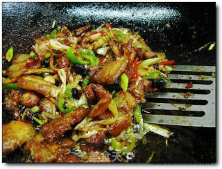 豉香葱煎肉的做法步骤：4