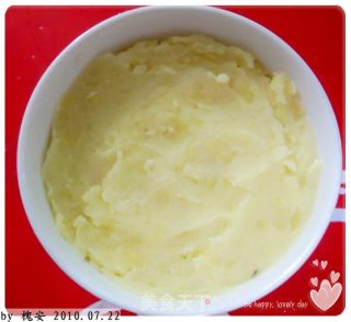 女生都爱吃的——咖喱豆角肉碎土豆泥的做法步骤：2