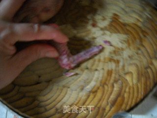 嫩肤养颜之清炖乳鸽的做法步骤：2
