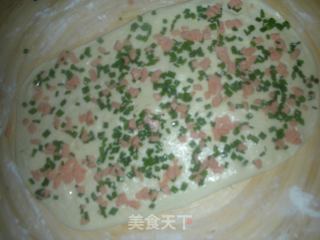 香葱火腿花卷的做法步骤：2