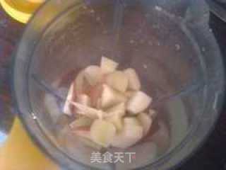 鲜桃哈根达斯的做法步骤：2