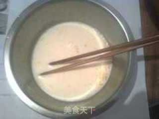 鲜桃哈根达斯的做法步骤：2