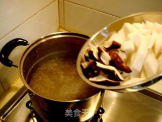 炖牛肉萝卜清汤的做法步骤：7