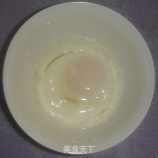 （白糖蒸鸡蛋）——治疗咳嗽小秘方的做法步骤：2