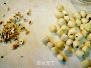 荷叶桂圆莲子桂花粥的做法步骤：4