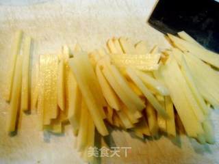 干煸薯条的做法步骤：4