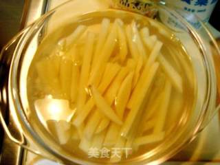 干煸薯条的做法步骤：4