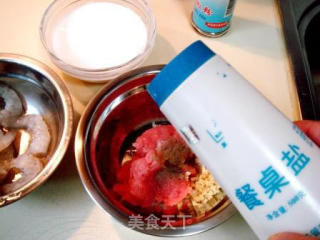 上汤水晶海鲜肉丸的做法步骤：4