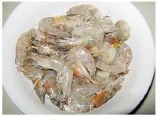 白酒焖虾的做法步骤：2