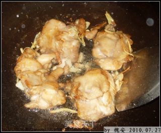 照烧鸡腿的做法步骤：2
