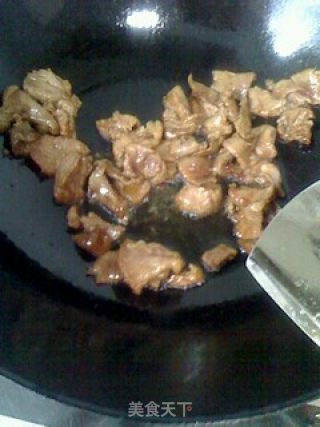 葱爆肉的做法步骤：3