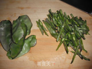 黄豆酱甜椒扁豆角炒肉的做法步骤：3