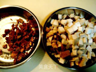 蘑菇豆干炸酱面的做法步骤：5