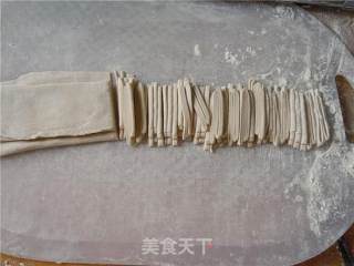 杏鲍菇炸酱荞麦面的做法步骤：6