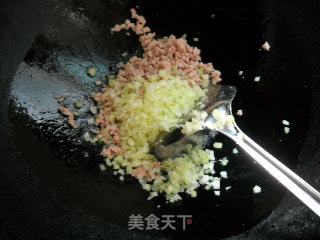 武汉名小吃之烧梅的做法步骤：2