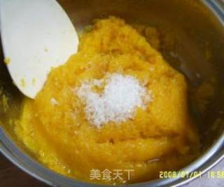南瓜杏仁包的做法步骤：2