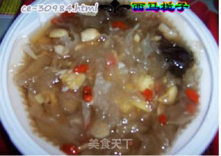 玫瑰茄银耳莲子羹的做法步骤：7