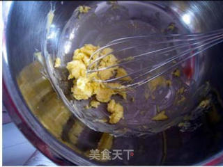 广式茶点——香甜四溢的【奶黄包】（附奶黄馅制作）的做法步骤：2