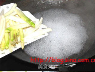 金沙芦笋的做法步骤：3