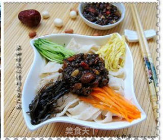 八宝养生炸酱面的做法步骤：5