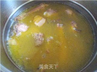 原滋原味炖土鸡的做法步骤：2