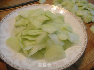 凉拌西瓜皮的做法步骤：2