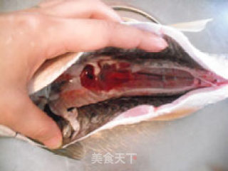 在家自己做健康豆豉烤鱼——豆豉炸鱼的做法步骤：5