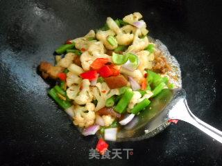 酱香菜花豆角的做法步骤：2