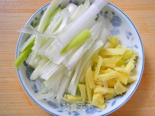 碗豆小炒的做法步骤：4