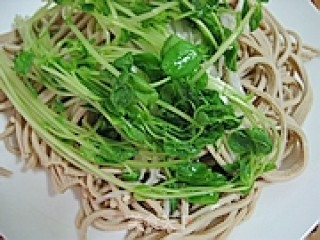 香卤豆皮拌豆苗的做法步骤：7