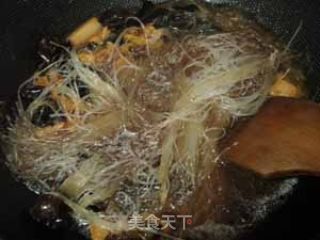 猪肉炖粉丝的做法步骤：4