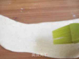 家常葱油饼的做法步骤：4