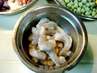 腊味虾球炒饭的做法步骤：3