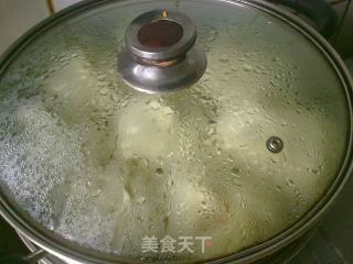 自制韭菜肉馅包子的做法步骤：2