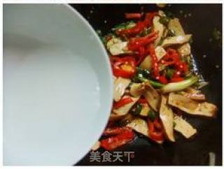 小炒攸县香干的做法步骤：4