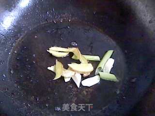 蚝香鸡翅的做法步骤：2