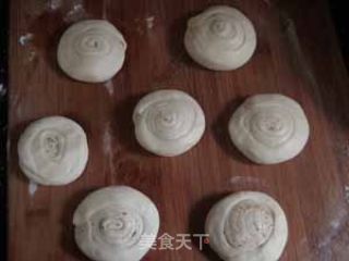 椒盐旋饼的做法步骤：5
