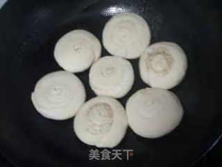 椒盐旋饼的做法步骤：5